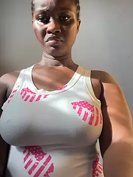 Snapshot of t-Booty_risky_ chatting on 02.24.25 t-Booty risky online show from 02.24.25