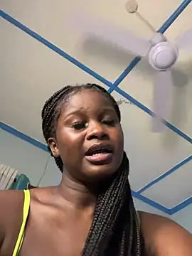 Snapshot of t-Booty_risky_ chatting on 03.11.25 t-Booty risky online show from 03.11.25