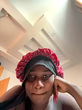 Snapshot of t-Booty_risky_ chatting on 10.31.25 t-Booty risky online show from 10.31.25