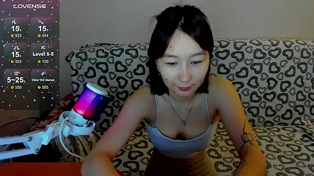 SaraXray online show from 12.19.25