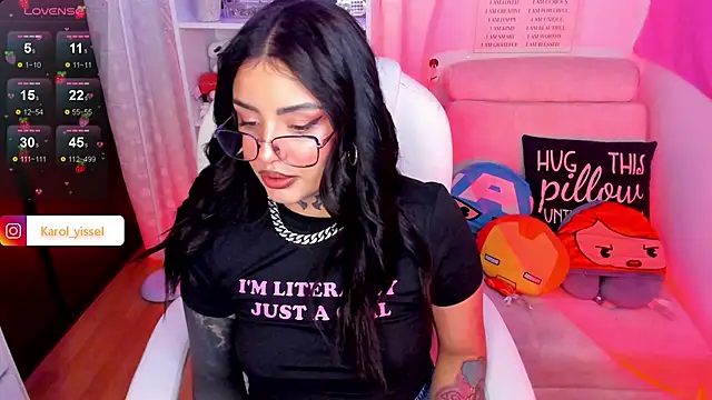 Snapshot of Hinataw33d01 chatting on 12.20.24 Hinataw33d01 online show from 12.20.24