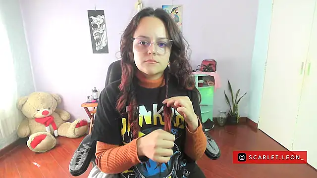 Scarletleon77 online show from 01.21.25