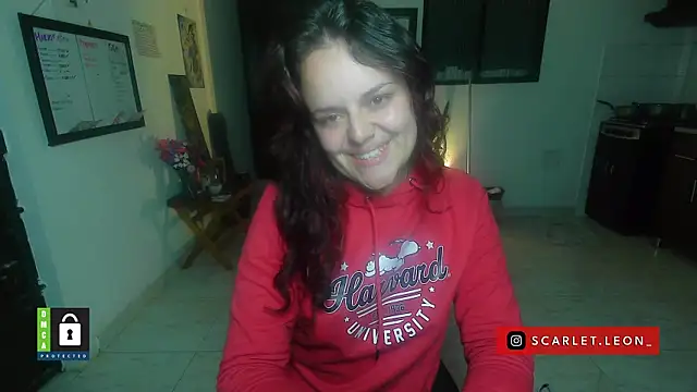 Scarletleon77 online show from 04.10.26