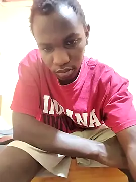 Snapshot of Sexy-prince chatting on 02.19.25 Sexy-prince online show from 02.19.25