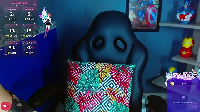 Snapshot of Erika_Stevens chatting on 12.18.25 Erika Stevens online show from 12.18.25