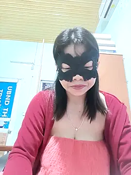 Anna Toy19 online show from 11.18.25