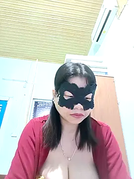 Anna Toy19 online show from 11.18.25