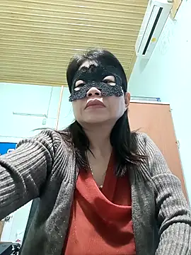 Anna Toy19 online show from 12.13.25