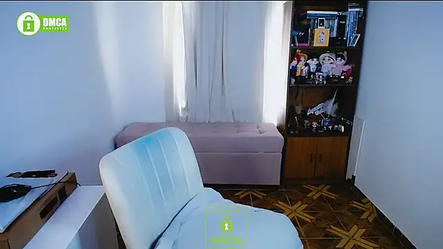 Snapshot of dakota_senju chatting on 12.20.24 dakota senju online show from 12.20.24