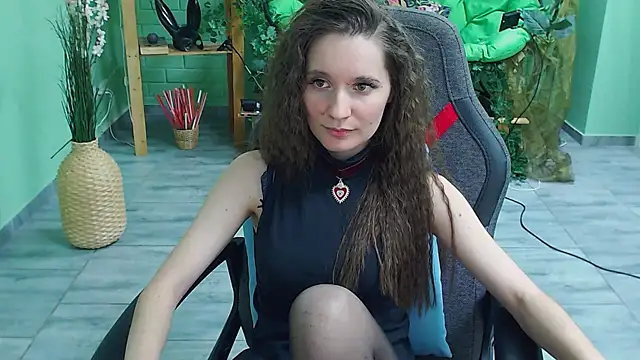 Miss Barbara  online show from 02.28.25