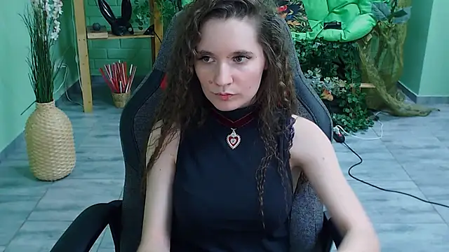 Miss Barbara  online show from 03.05.25