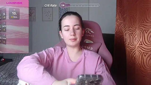 Snapshot of SweetieKendl chatting on 02.28.25 SweetieKendl online show from 02.28.25