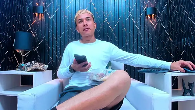 jeic 18 online show from 11.04.25