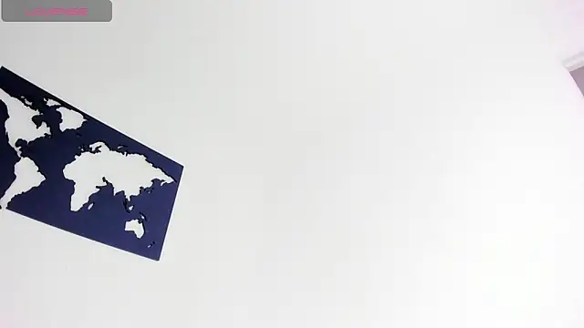 CurvyViolet online show from 12.10.24