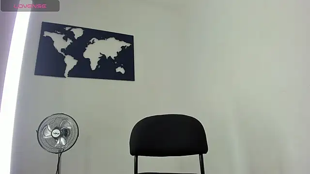 CurvyViolet online show from 12.13.24