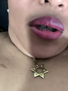 Snapshot of debboraWagner chatting on 02.13.25 debboraWagner online show from 02.13.25