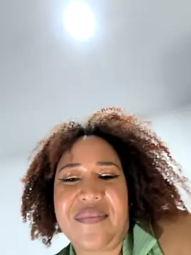 Snapshot of debboraWagner chatting on 03.12.25 debboraWagner online show from 03.12.25