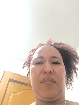 Snapshot of debboraWagner chatting on 09.21.25 debboraWagner online show from 09.21.25