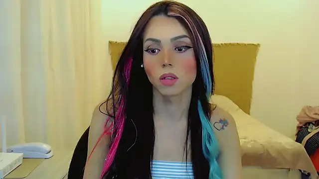 Sophie Fantasys online show from 12.21.25