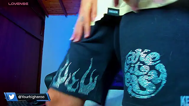 Snapshot of Your__hero1 chatting on 01.06.25 Your hero1 online show from 01.06.25