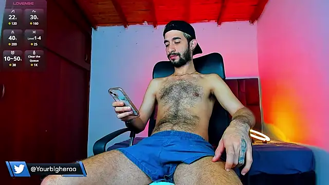 Snapshot of Your__hero1 chatting on 01.10.25 Your hero1 online show from 01.10.25