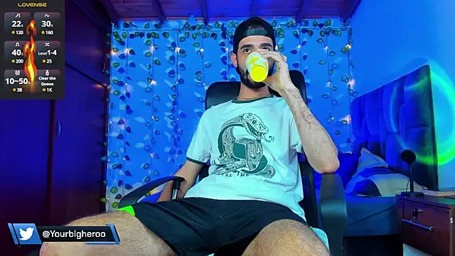 Snapshot of Your__hero1 chatting on 02.14.25 Your hero1 online show from 02.14.25