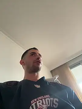 Snapshot of Your__hero1 chatting on 03.02.25 Your hero1 online show from 03.02.25