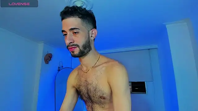 Snapshot of Your__hero1 chatting on 09.13.25 Your hero1 online show from 09.13.25