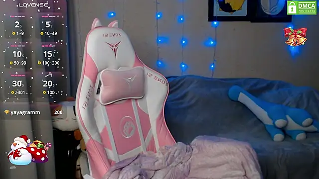 Snapshot of LeahGottty chatting on 12.29.24 LeahGottty online show from 12.29.24