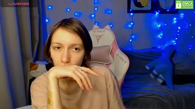 Snapshot of LeahGottty chatting on 12.30.24 LeahGottty online show from 12.30.24