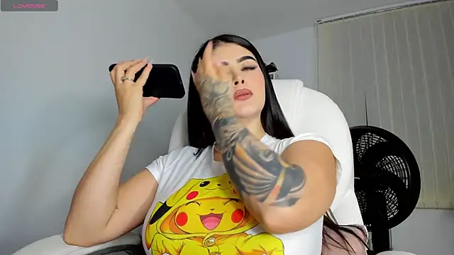 misslollipop04 online show from 01.13.25