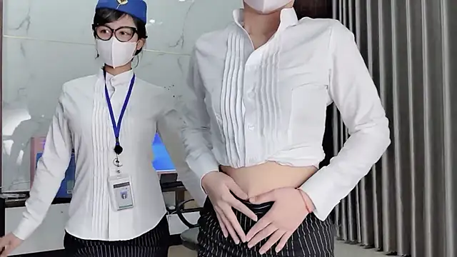 Mono-Stewardesss online show from 11.22.25