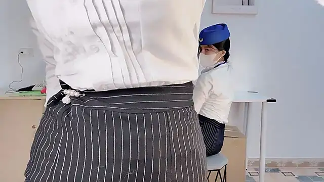 Mono-Stewardesss online show from 01.08.26