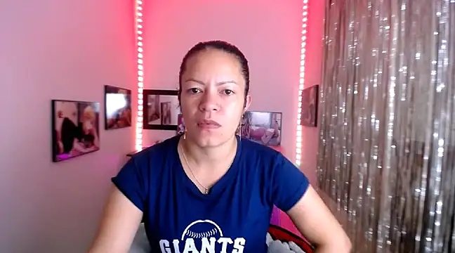 Cristal w online show from 03.12.25