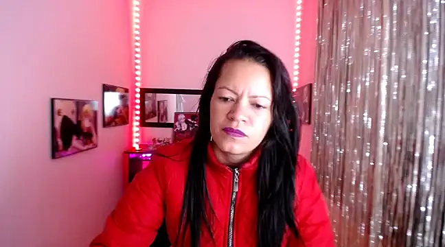 Cristal w online show from 03.12.25