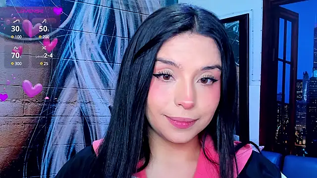 Snapshot of Small_naughty_ chatting on 01.13.25 Small naughty online show from 01.13.25