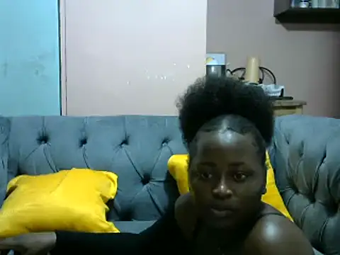Snapshot of slender-qwene chatting on 06.04.26 slender-qwene online show from 06.04.26
