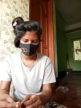 Snapshot of Anusri- chatting on 02.17.25 Anusri- online show from 02.17.25