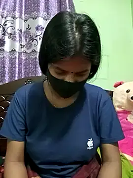 Snapshot of Anusri- chatting on 03.08.25 Anusri- online show from 03.08.25