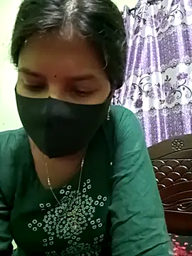 Snapshot of Anusri- chatting on 03.09.25 Anusri- online show from 03.09.25