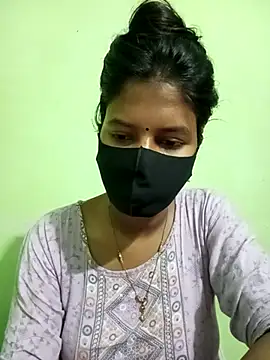 Snapshot of Anusri- chatting on 03.10.25 Anusri- online show from 03.10.25