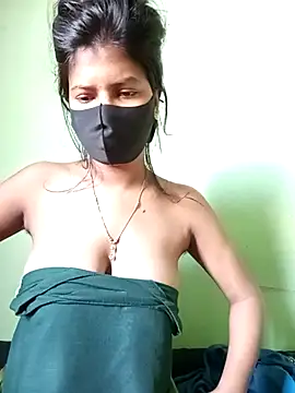 Snapshot of Anusri- chatting on 03.11.25 Anusri- online show from 03.11.25