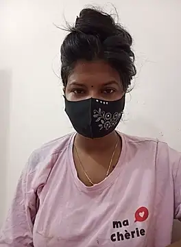 Snapshot of Anusri- chatting on 09.26.25 Anusri- online show from 09.26.25