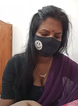 Snapshot of Anusri- chatting on 10.09.25 Anusri- online show from 10.09.25