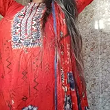 Snapshot of Anusri- chatting on 11.13.25 Anusri- online show from 11.13.25