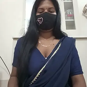 Snapshot of Anusri- chatting on 11.21.25 Anusri- online show from 11.21.25