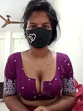 Snapshot of Anusri- chatting on 12.15.25 Anusri- online show from 12.15.25