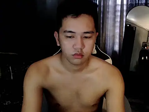 xgregor07 online show from 11.19.25