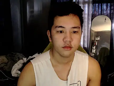 xgregor07 online show from 12.04.25