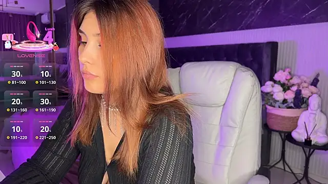 XtraHotX online show from 10.02.25